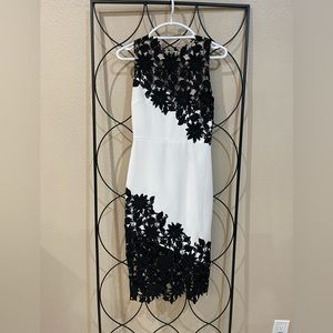 Alice + Olivia black & white midi cocktail dress. Size 4. Excellent condition.